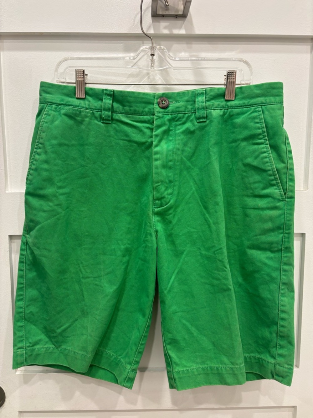 Boden Men's Bright Green Flat-Front Shorts Preppy